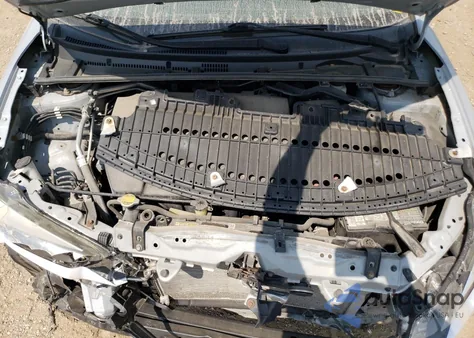 2014 Toyota Corolla L z USA, uszkodzony, nr VIN 2T1BURHE4EC156959